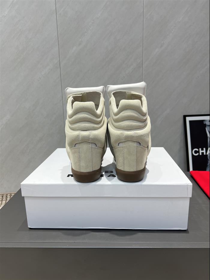 20251128172935591 380